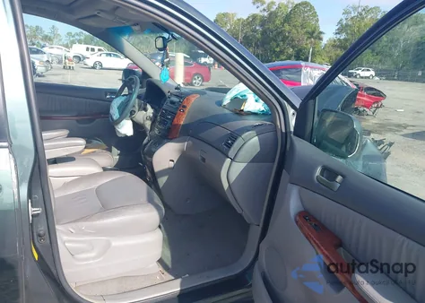 2004 Toyota Sienna Xle/Xle Limited from USA, damaged, VIN 5TDZA22C44S199659